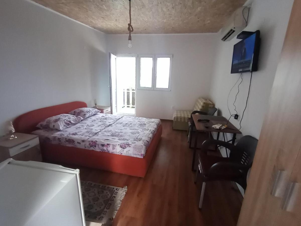 Lakeview Apartments Stojovic Virpazar Esterno foto